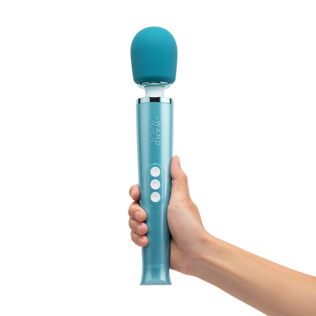 hand holding Le Wand Dive Submersible Massager