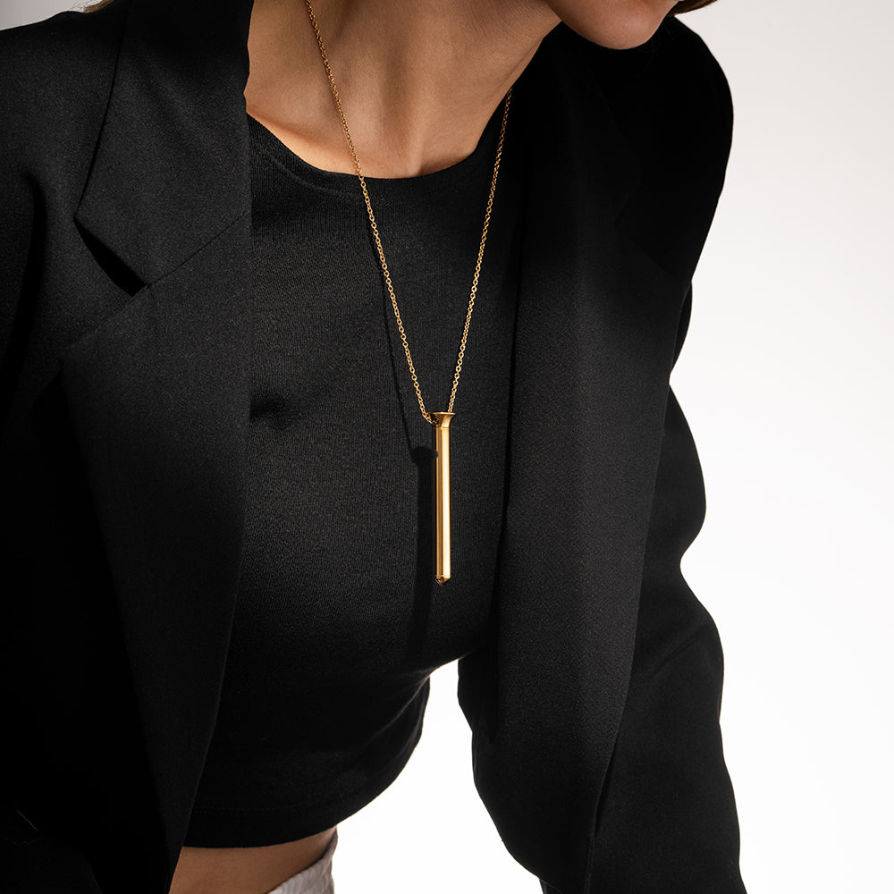 womanwearingCraveVesperMini24KGold