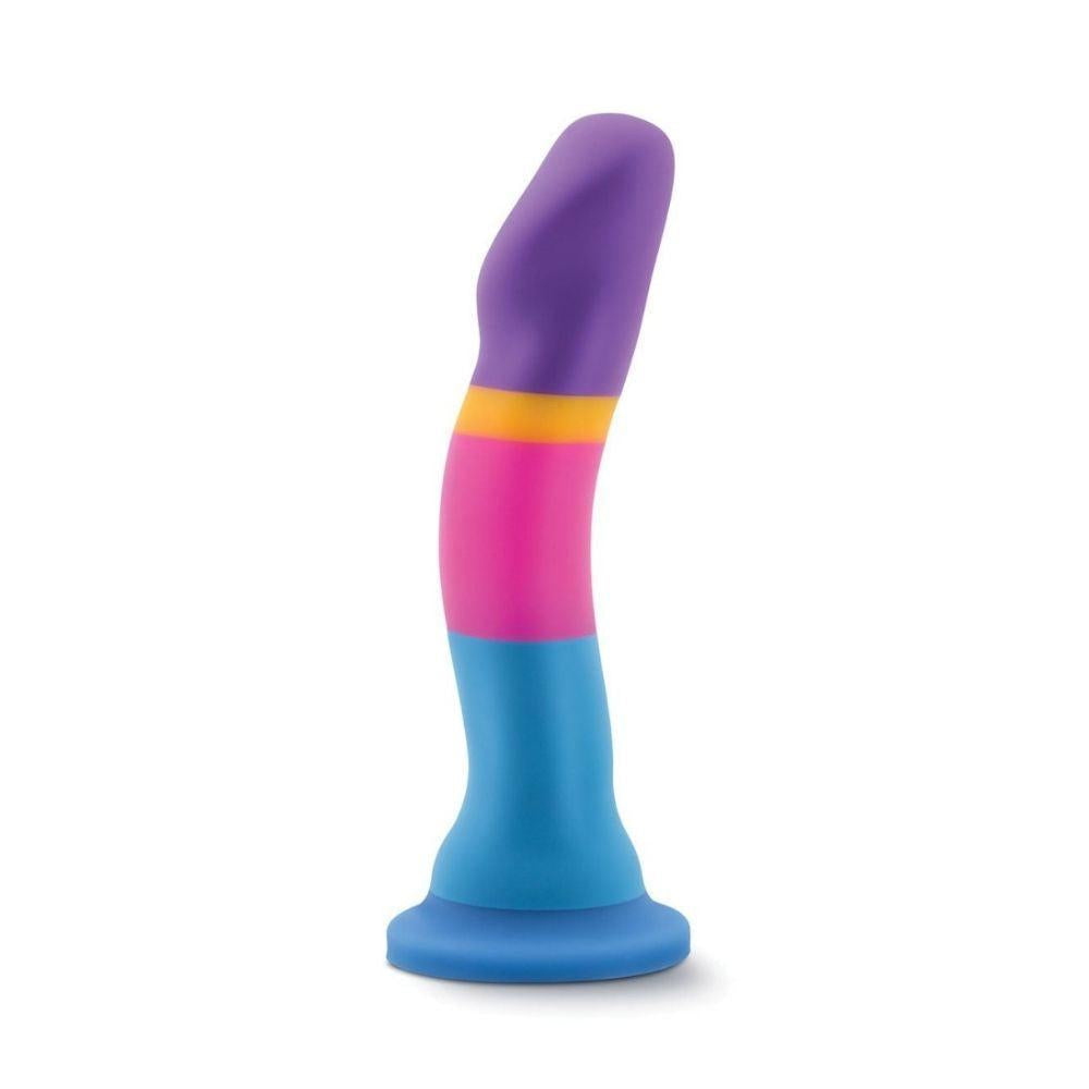 Avant D1 Hot 'n' Cool standing upright on its suction cup base