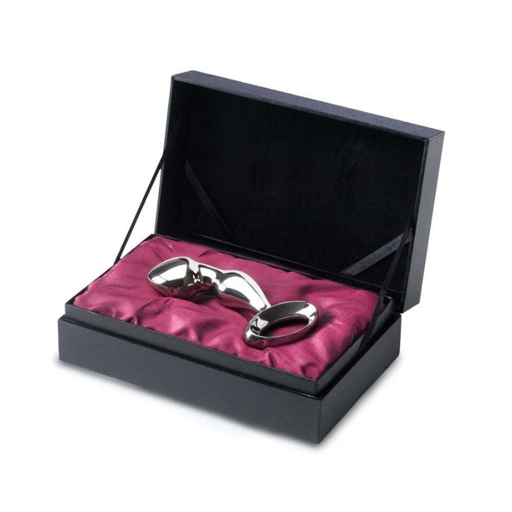 njoy Pfun Plug in satin-lined hinged presentation box