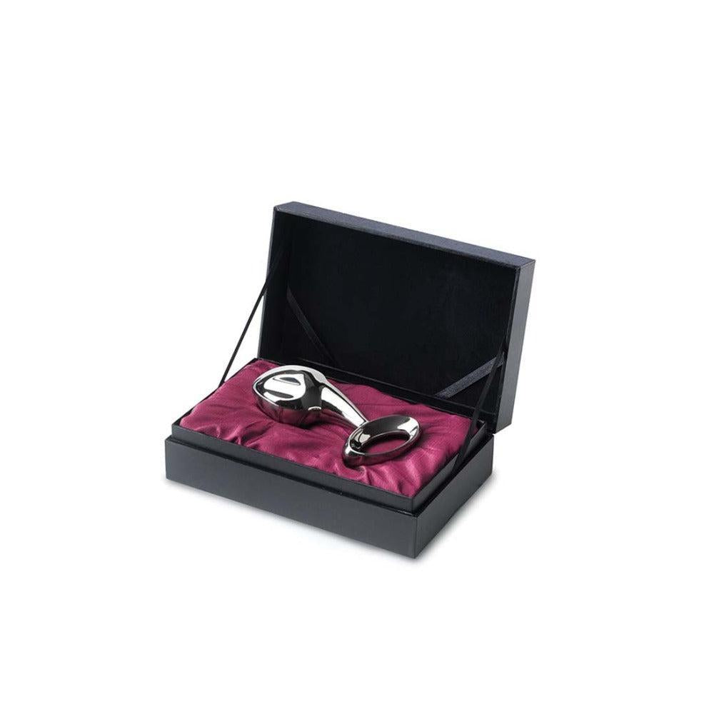 njoy Pure Plug 2.0 in satin-lined hinged presentation box